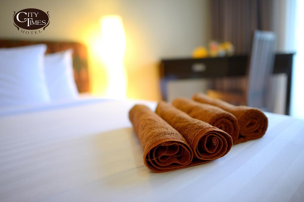 City Times Hotel Kuantan Buitenkant foto