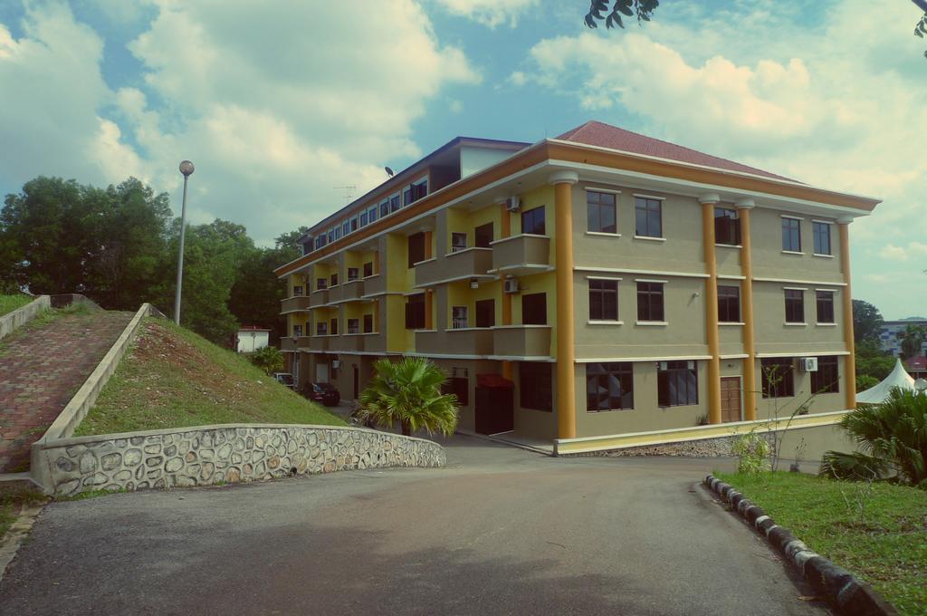 City Times Hotel Kuantan Buitenkant foto