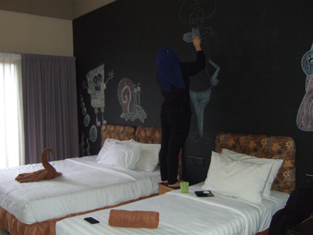 City Times Hotel Kuantan Buitenkant foto