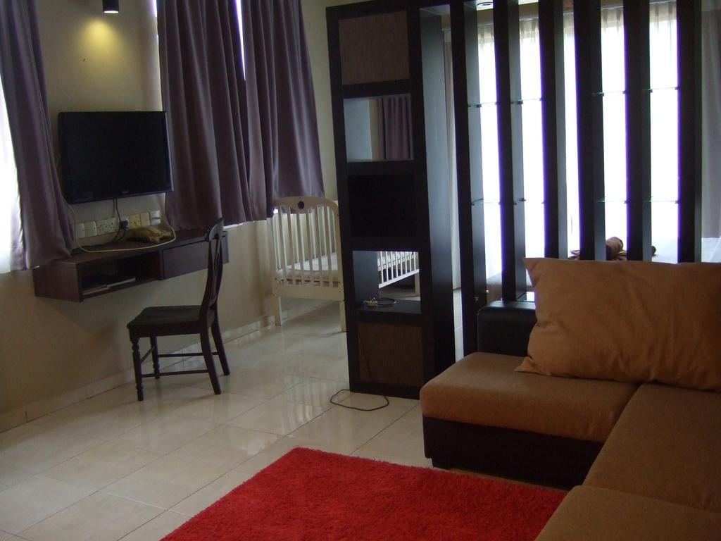 City Times Hotel Kuantan Buitenkant foto